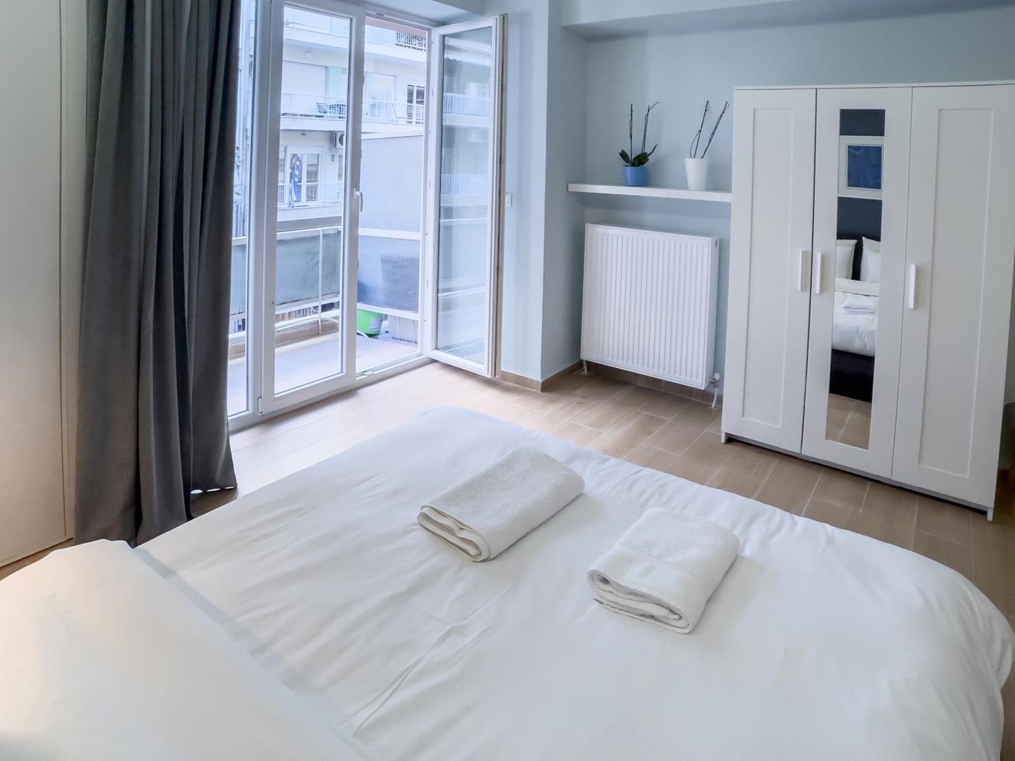 Spaceone "Downtown Glam" By #Gimispace Lux Apt Thessaloníki Exteriör bild